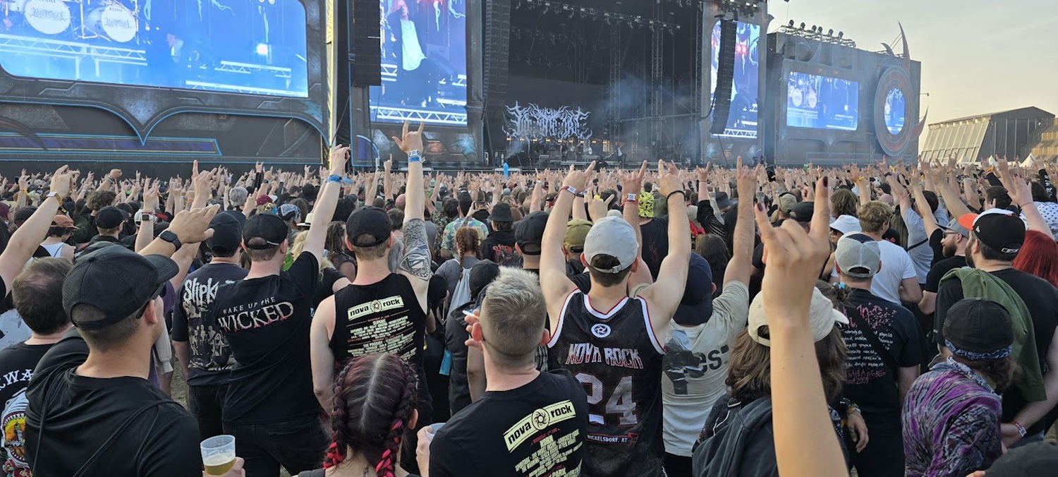 Laut, wild, grenzenlos: Nova Rock 2025 begeistert tausende Fans - Schweiß, Staub und Sound: Das Nova Rock in Bestform